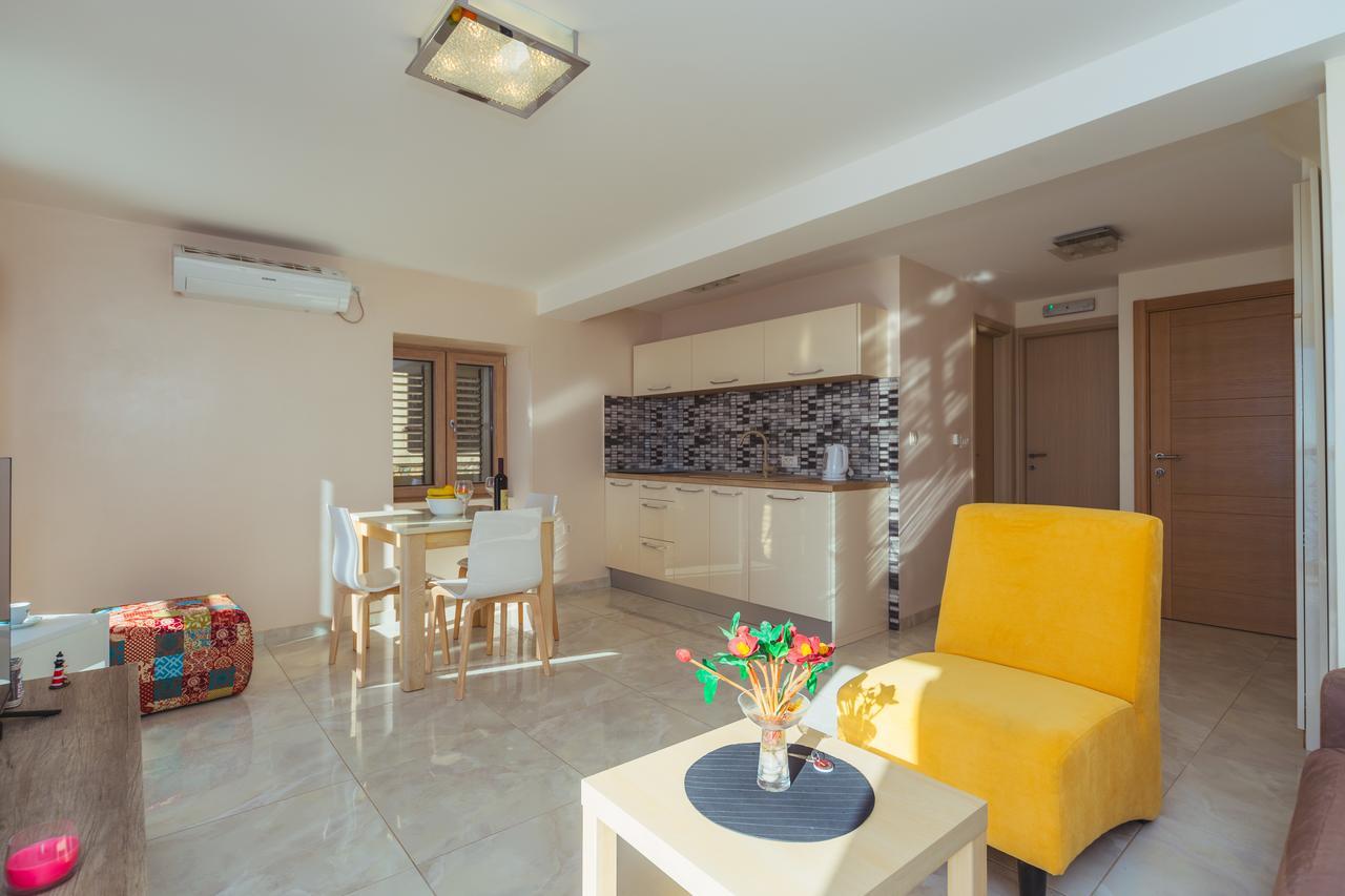 Apartments Galija Petrovac Lux Экстерьер фото